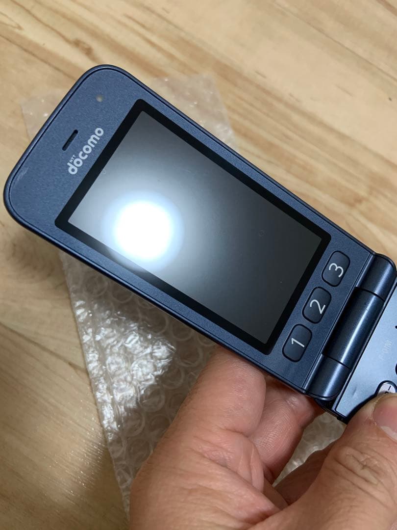 Docomo らくらくホン F-01M（ネイビー）