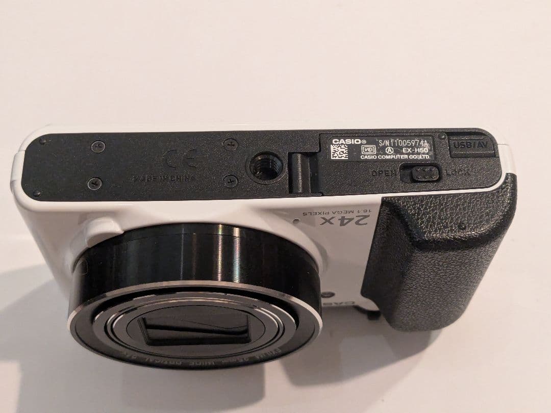 デジタルカメラ CASIO EXILIM EX-H50