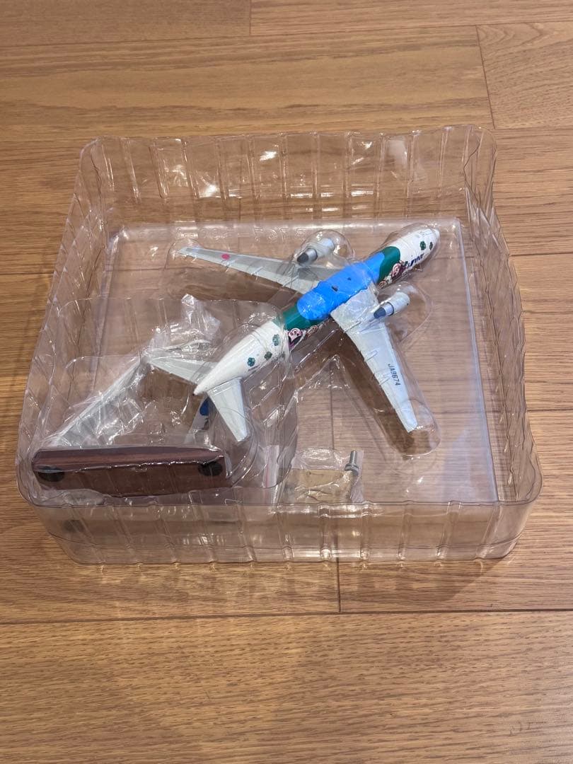 ANA B767-300 NH20056 1/200スケール ゆめジェット