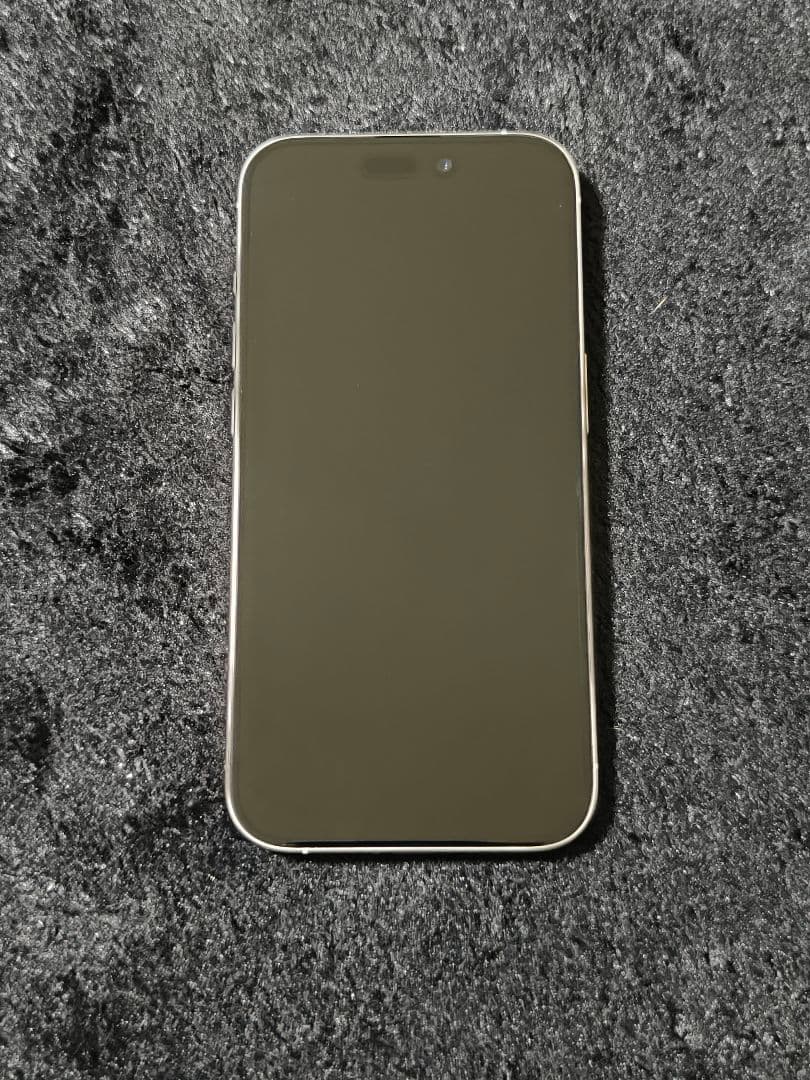 iPhone 15 Pro 128gb ホワイトチタニウム 充電器付き