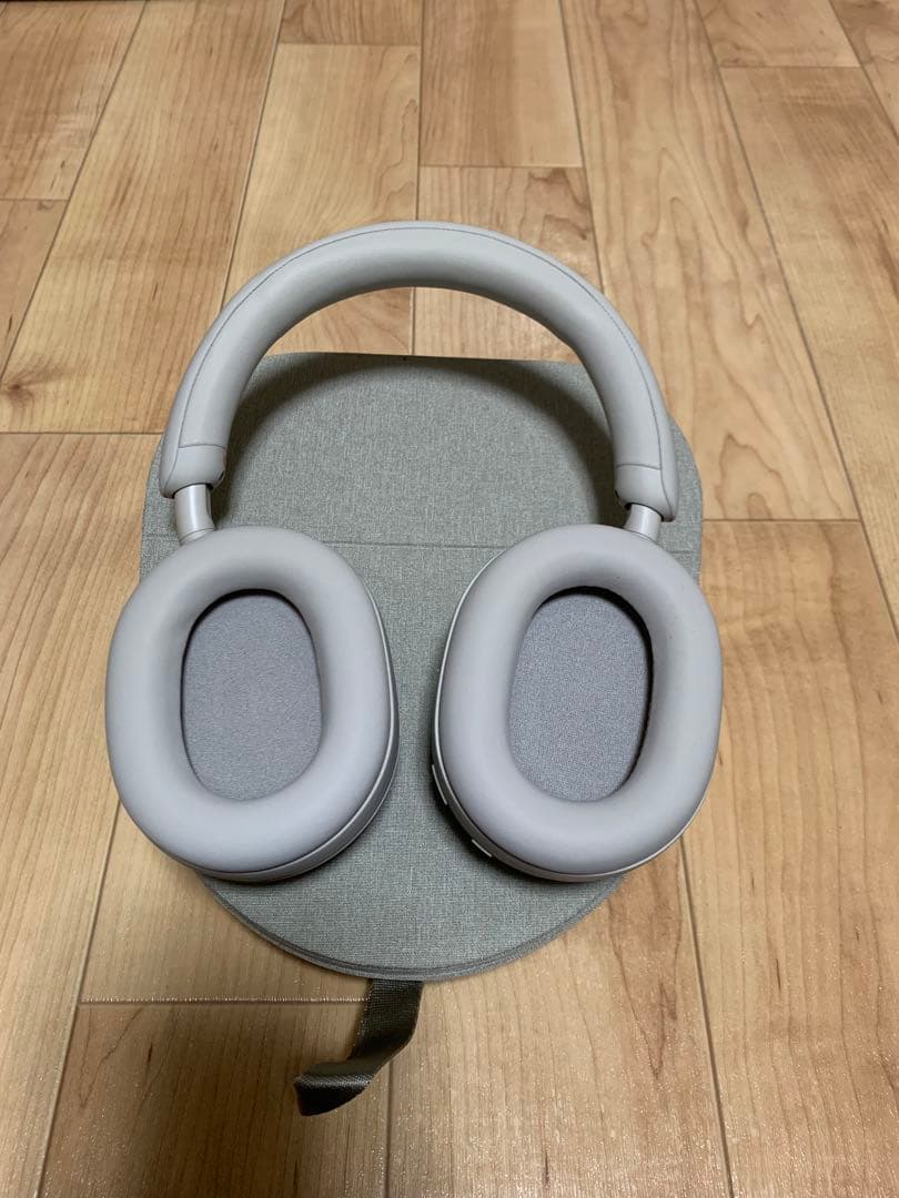 SONY WH-1000XM5 ワイヤレスヘッドホン 【美品】