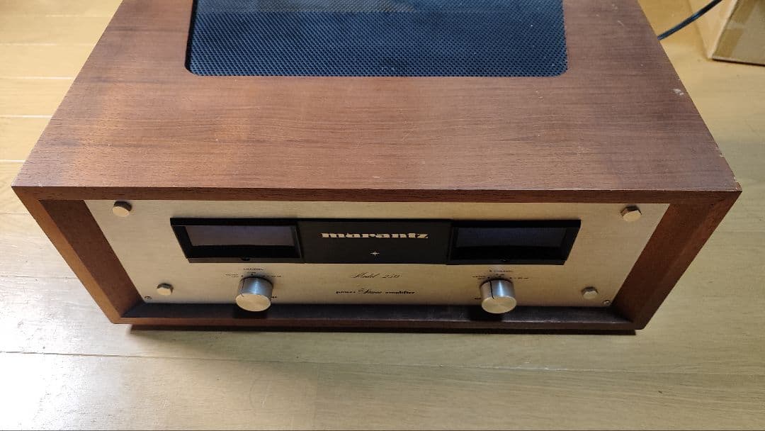 K*a様 marantz model 250 パワーアンプ 通電確認