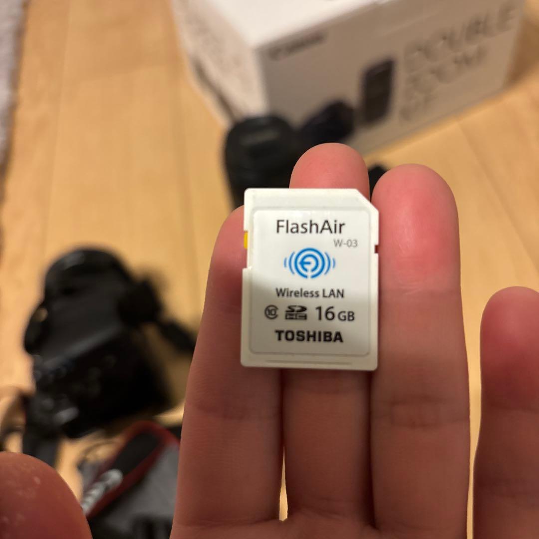 【ほぼ新品】【付属品多数】Canon EOS Kiss X7 ダブルズームキット