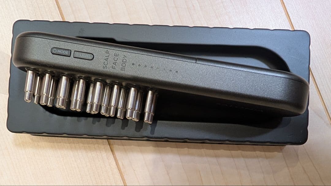 SALONIA EMSリフトブラシ 3Dケア 本体☆未使用☆