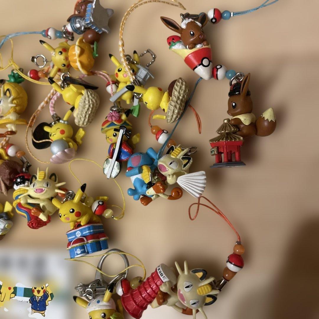 ピカチュウ ストラップ 桜木町カード付き - メルカリ