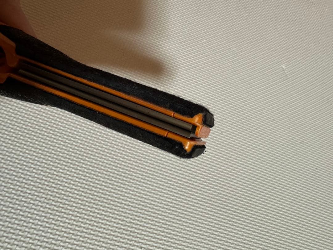 ストレートヘアアイロン アドスト DS2