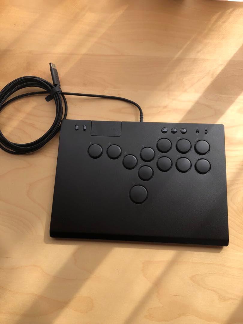 Razer KITSUNE PS5 PC レバーレスコントローラー