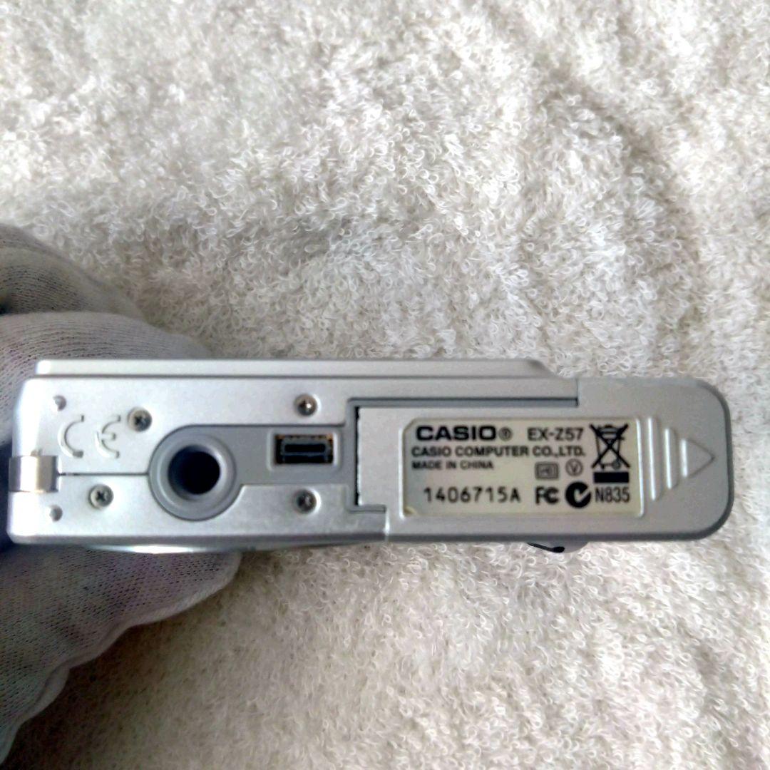 極美品 箱有 CASIO カシオ EXILIM EX-Z57 デジカメ 稼動品
