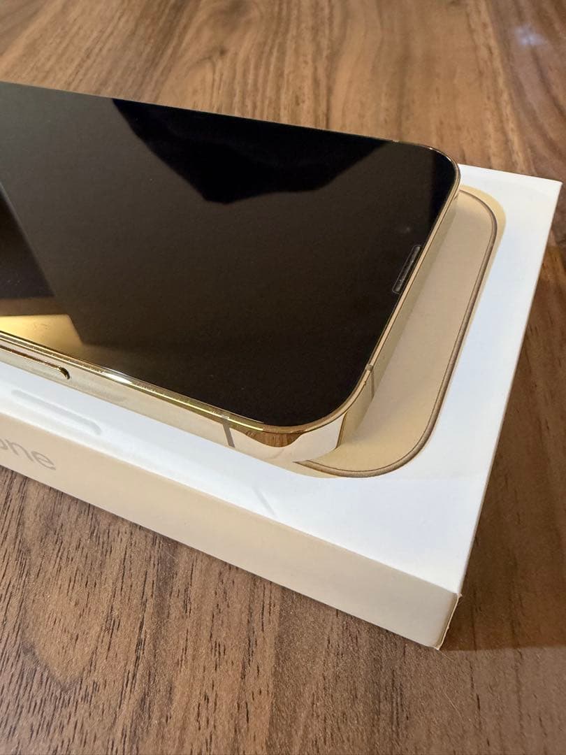 iPhone 13 Pro 128GB ゴールド　美品