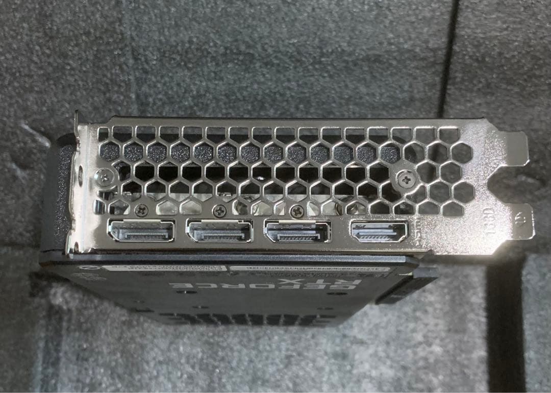 Palit GeForce RTX 3050 8GB GDDR6 グラボ