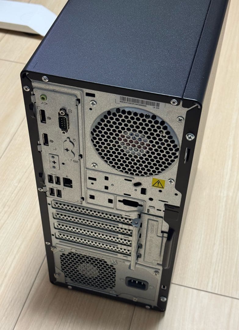 Lenovo ThinkStation タワー型デスクトップPC