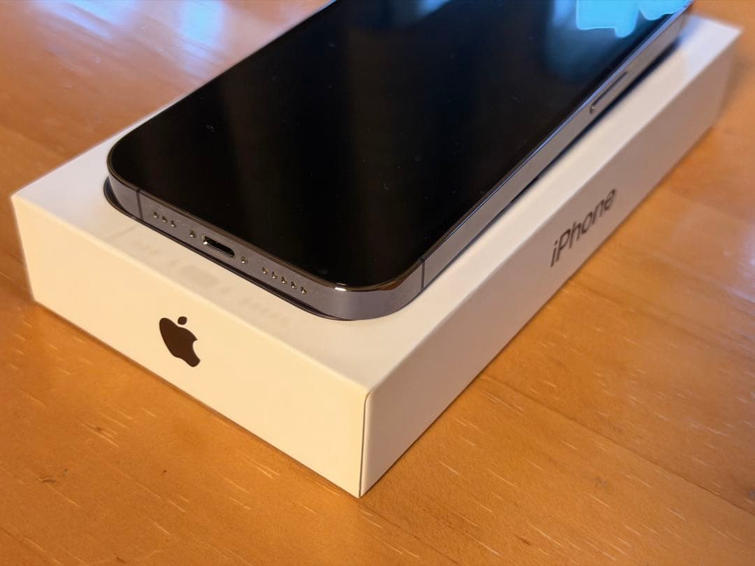【付属品未使用】iPhone 14 Pro 256GB ディープパープル
