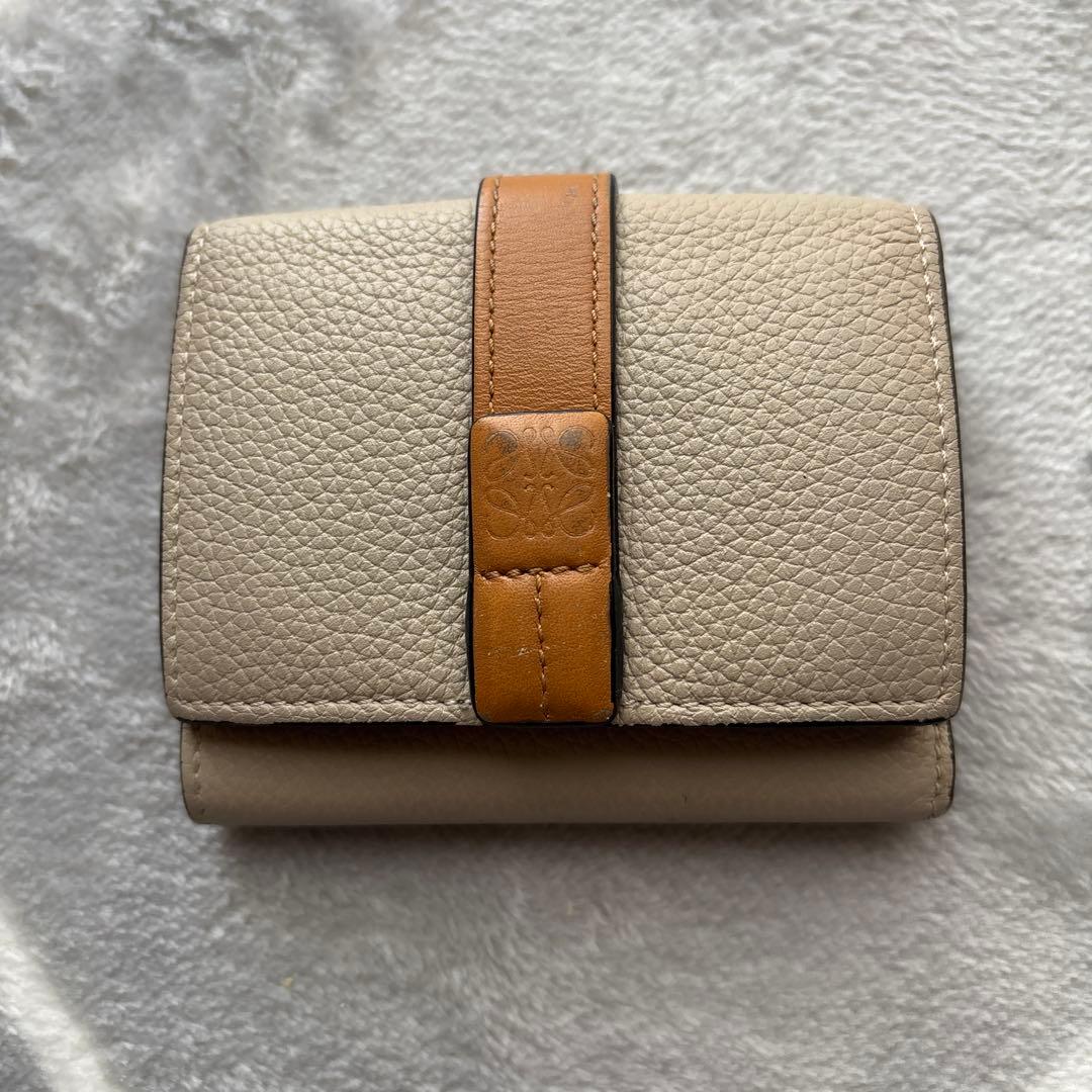 LOEWE 三つ折り財布 ベージュ/オレンジ 中古・古着通販】LOEWE (ロエベ) コンパクト ジップウォレット