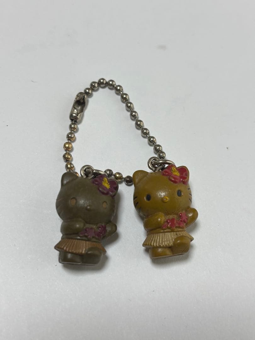 入手困難　希少　レア　ご当地キティ　日焼け　丸カンチャーム　キーホルダー 入手困難 希少 レア ご当地キティ 日焼け 丸カンチャーム キーホルダー