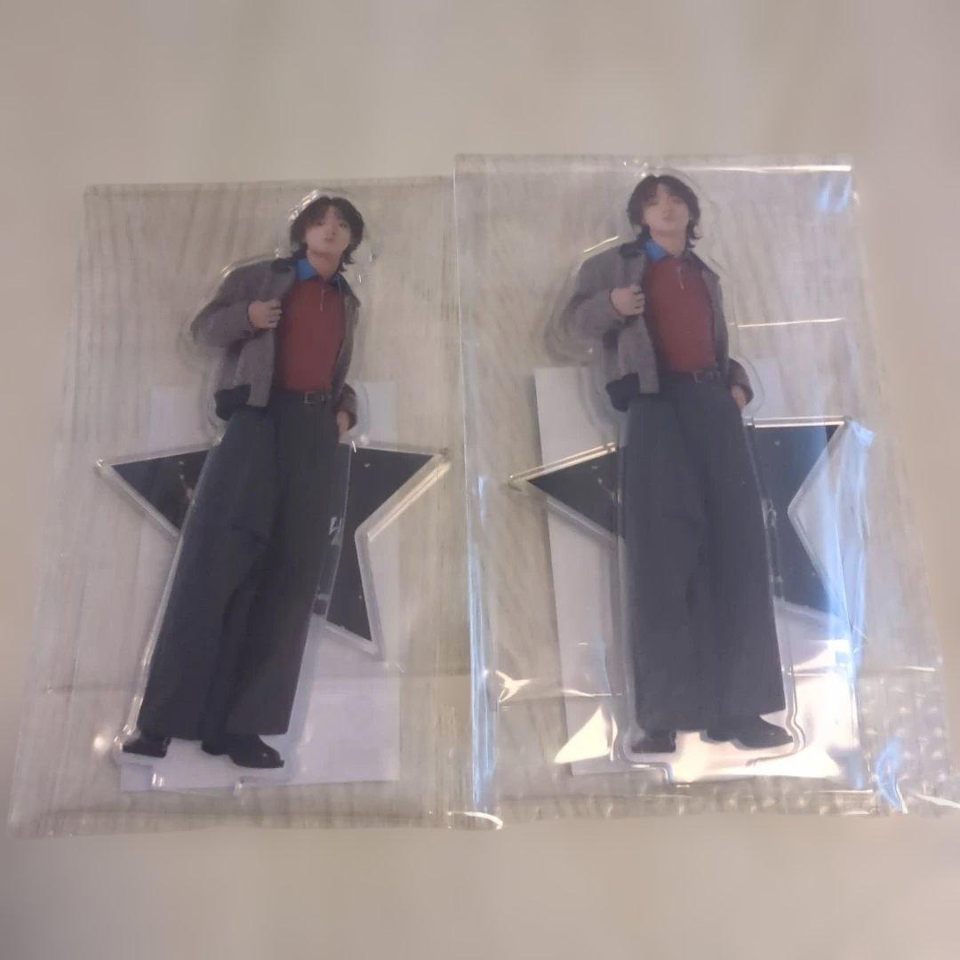 RUI】 アクリルスタンド 2個セット - メルカリ