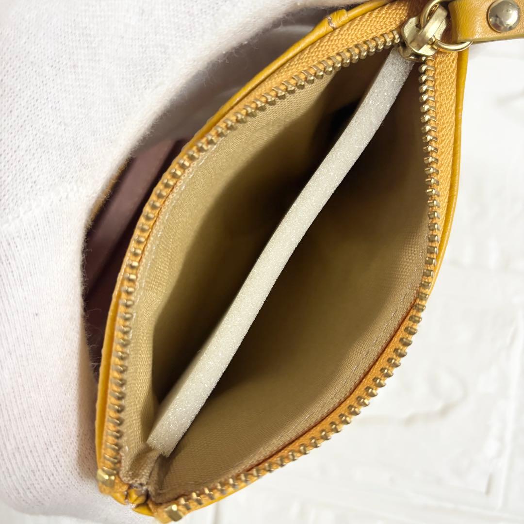 ✨未使用品✨ズッケロフィラート 木玉 がま口 二つ折り財布 コンパクト