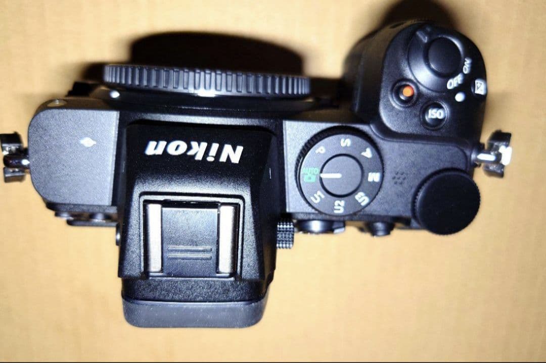 ニコンNikon Z5 ボディ　ショット数70枚