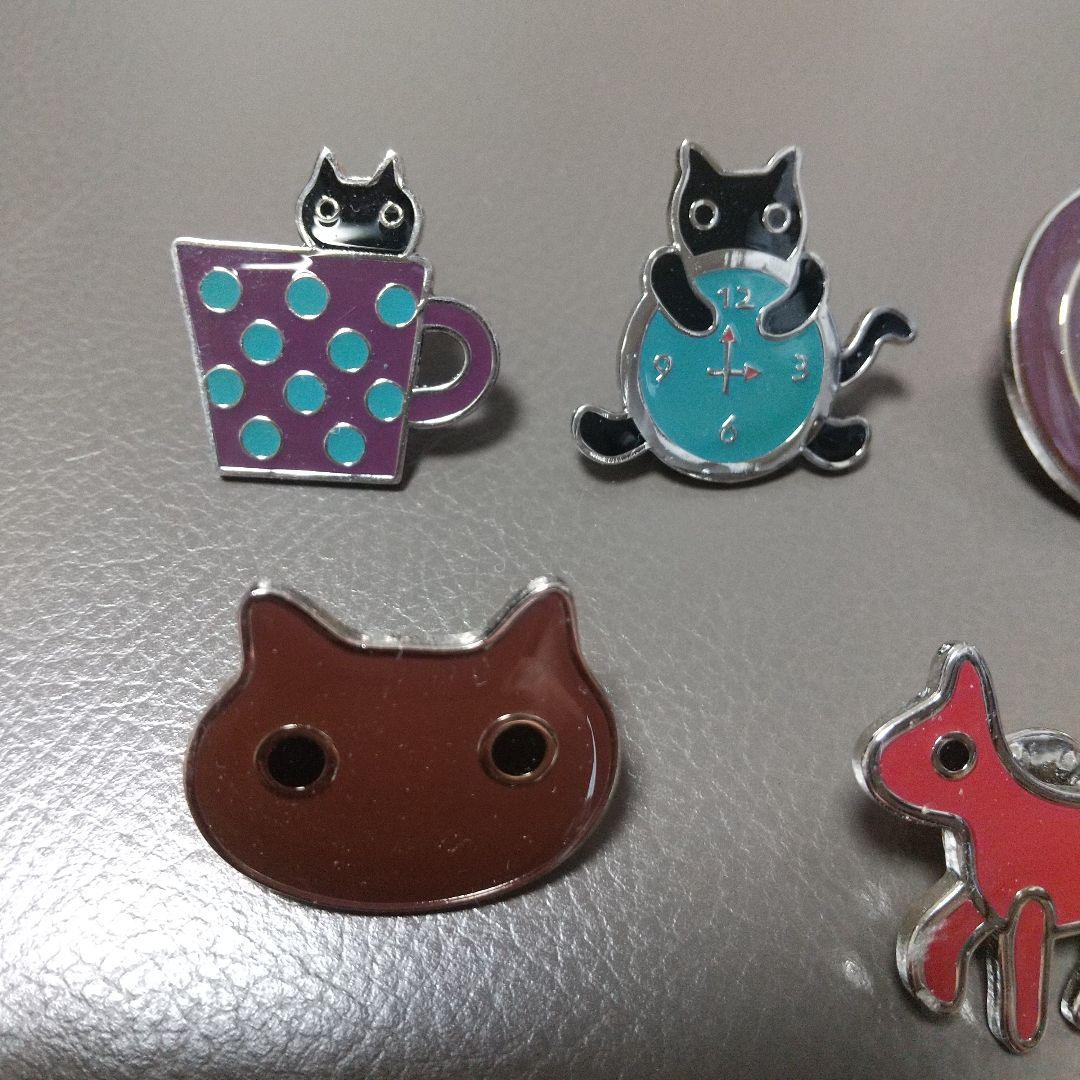 猫とマトリョーシカのピンバッジ7個セット マタノアツコ - メルカリ