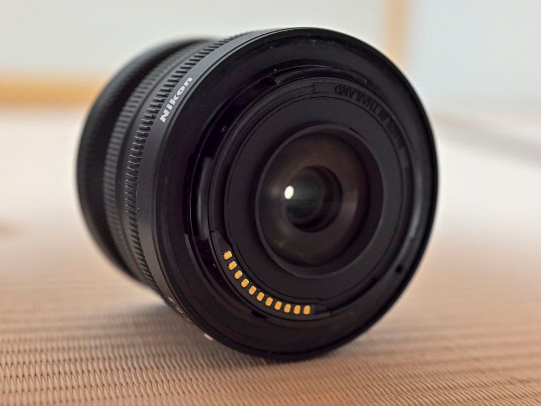 Nikon Z50 ミラーレス一眼カメラ 本体と16-50mmレンズ