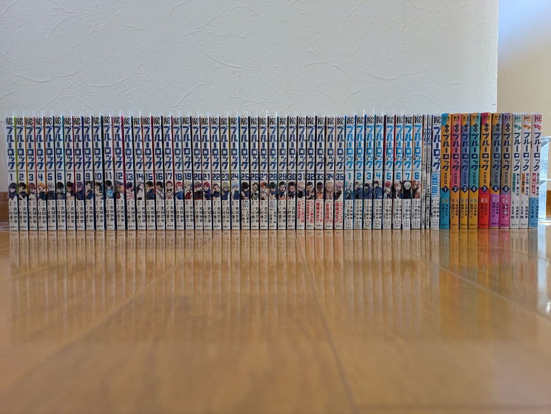 ブルーロック 1-35巻+ エピ凪1-8巻+ 小説各種10冊+その他3冊 ブルーロック 1-35巻+ エピ凪1-8巻+ 小説各種10冊+その他3冊 ブルー