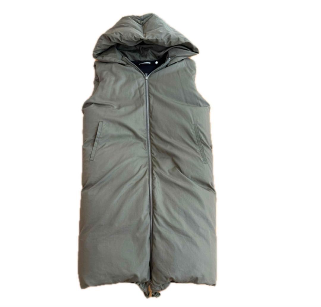 Celine 希少フィービー期 ロングダウンベスト 36サイズ - メルカリ