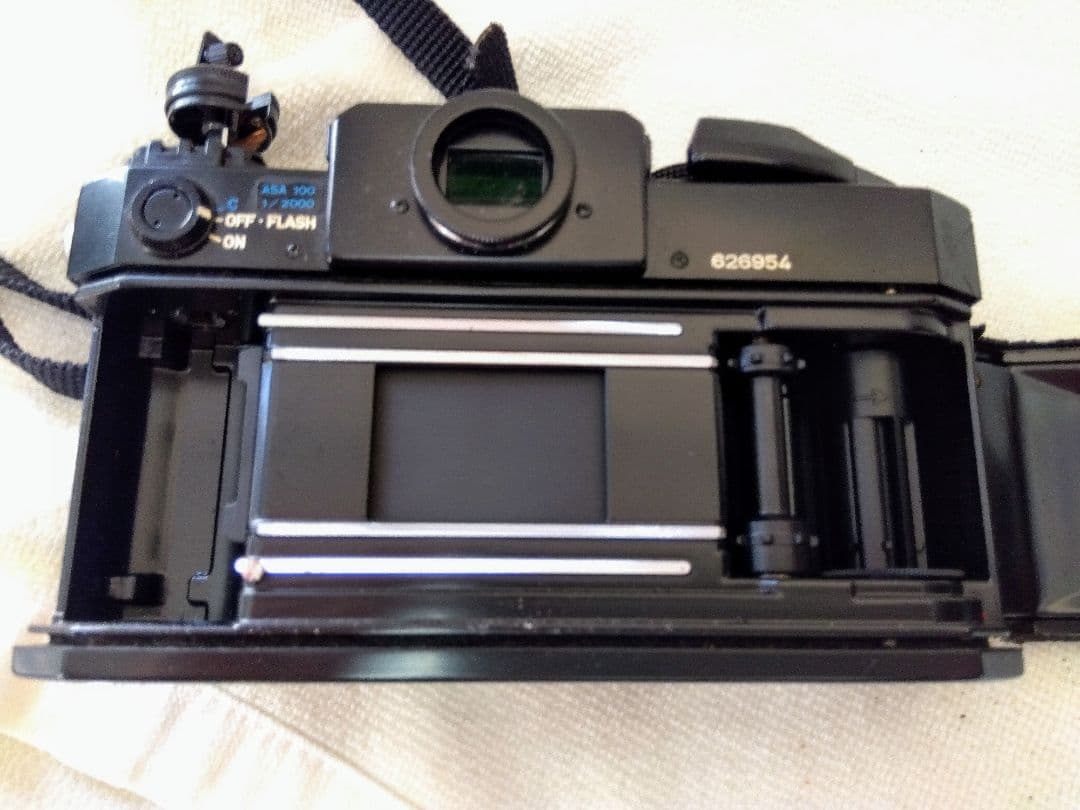 キヤノン Canon 旧F-1N（F-1改、後期モデル）、レンズ付