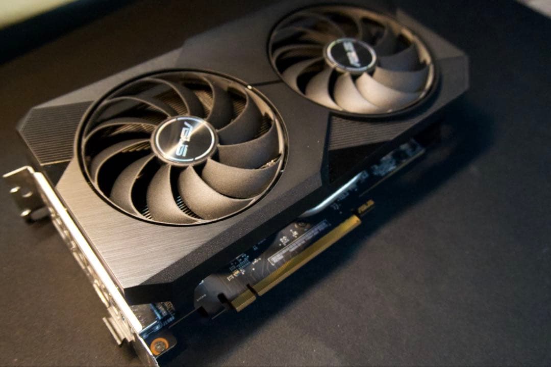 グラフィックボード・グラボ・ビデオカード ASUS RADEON RX7600