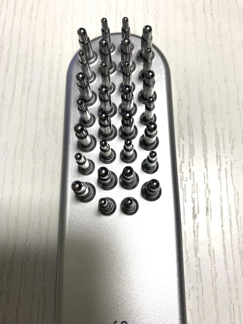 SALONIA 美顔器 スカルプ・フェイス・ボディ用 　　美品　傷、汚れなし