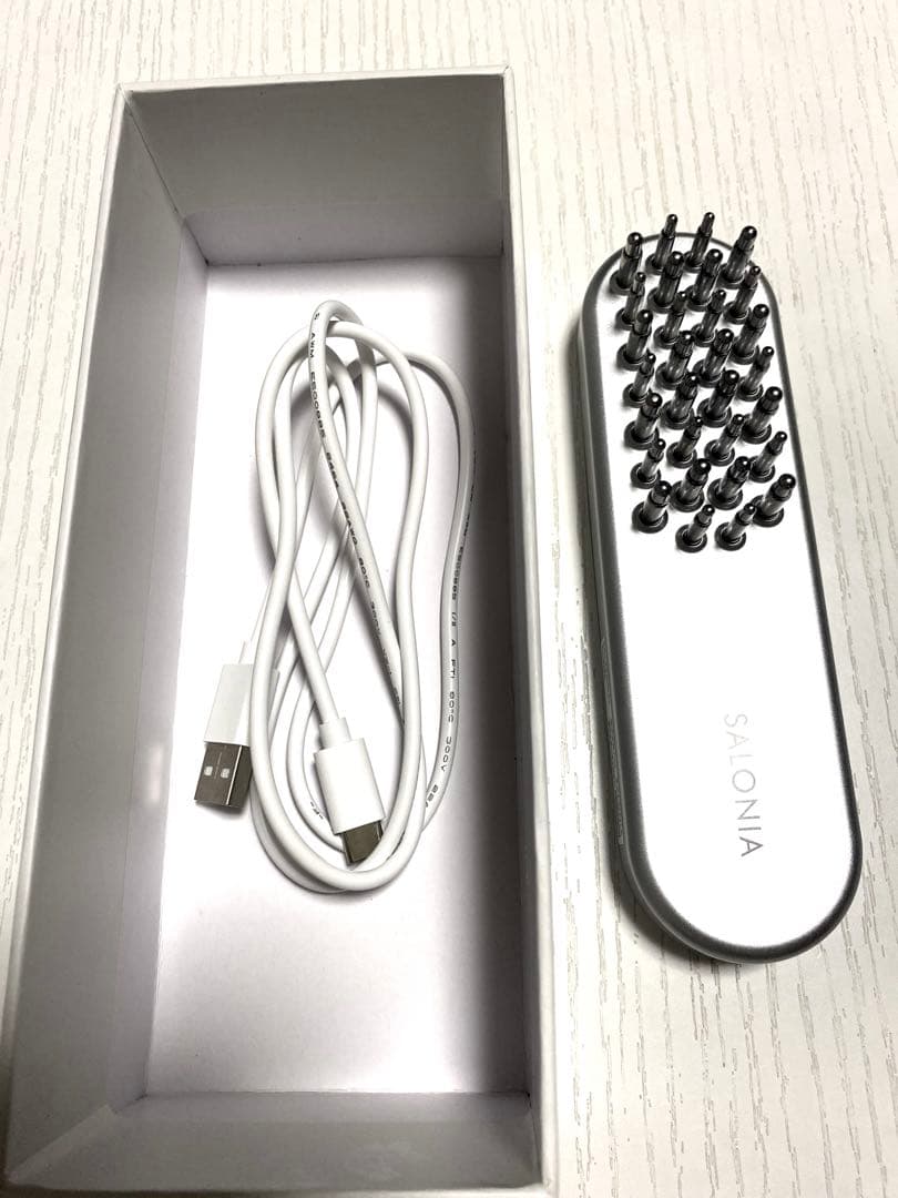 SALONIA 美顔器 スカルプ・フェイス・ボディ用 　　美品　傷、汚れなし