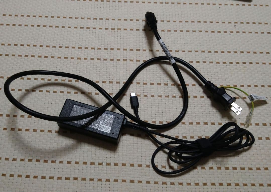 Acer Chromebook シルバー