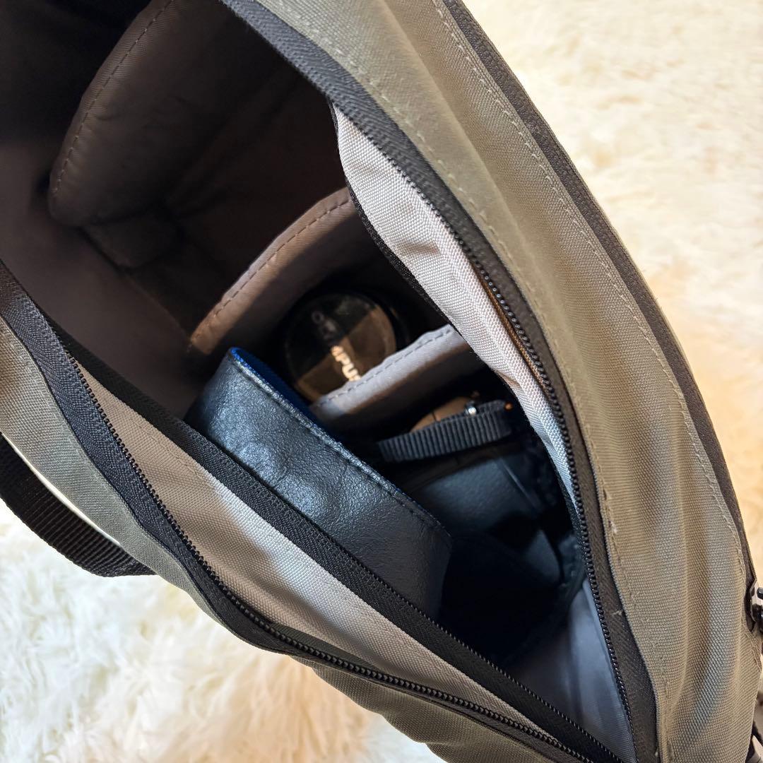 OLYMPUS OM-D E-M1 ミラーレス一眼カメラ 三脚 カメラバッグ