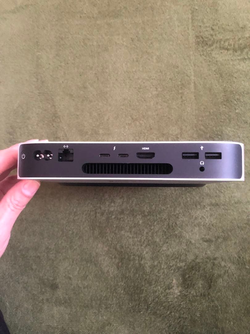 Apple M2チップ搭載 256GB SSD Mac mini 本体と付属品