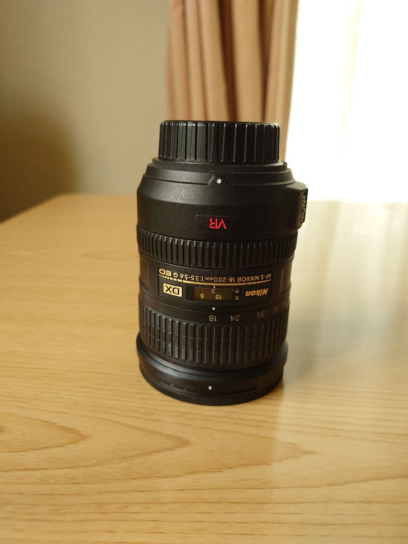 ニコン Nikon 18-200mm AF-S DX VR ED3.5-5.6G