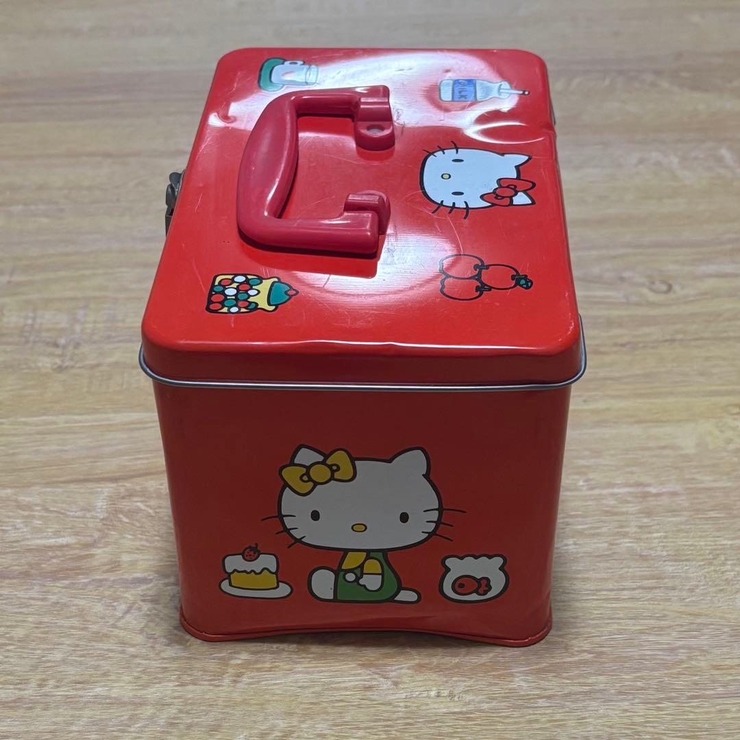 ハローキティ キティちゃん レトロ お菓子缶 缶 バッグ 小物入れ