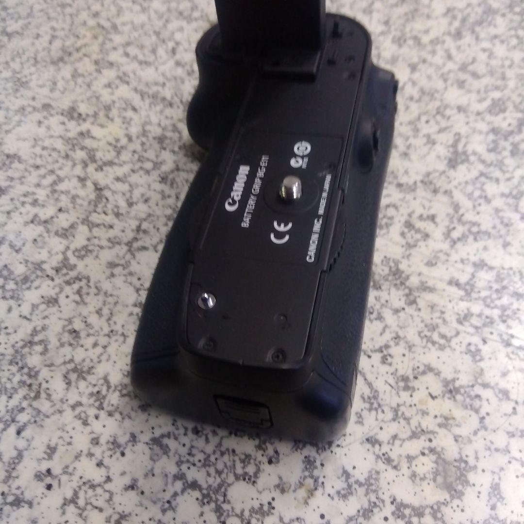 Canon BG-E11 バッテリーグリップ EOS 5D Mark III用