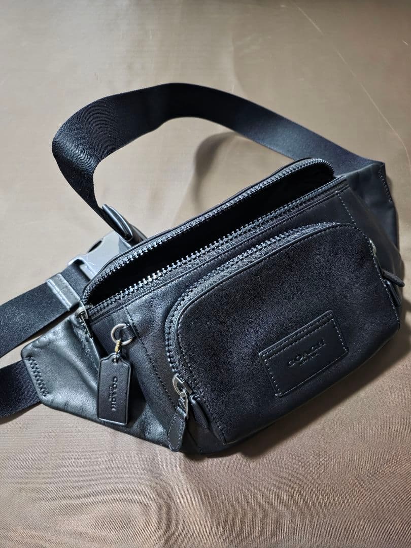 ☆ コーチ COACH ウエストバッグ ボディバッグ 黒 COACH（コーチ） 並行輸入 ウエストバッグ ボディバッグ スムース