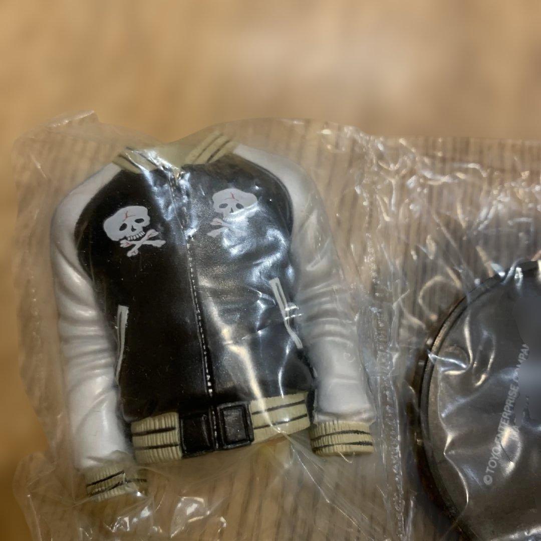東洋エンタープライズD-chestスカル☠️スカジャン／フィギュア - メルカリ