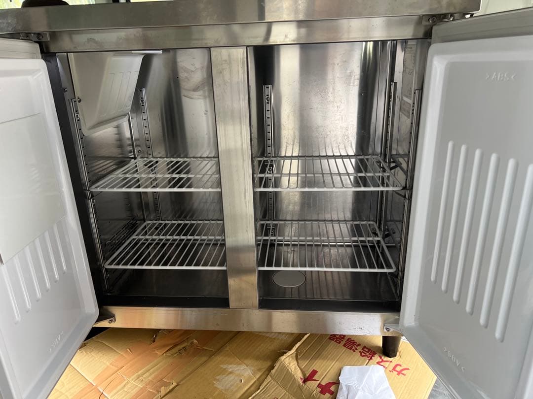 福山　フクシマガリレイ　コールドテーブル