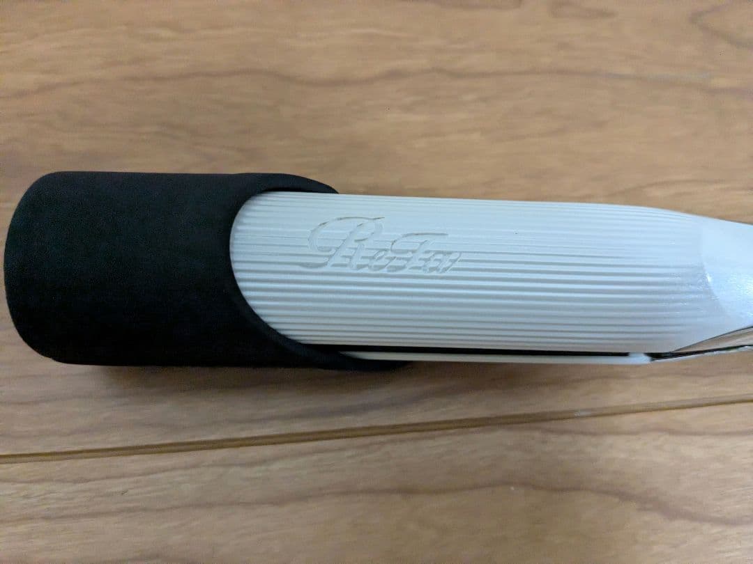 ReFa ストレートヘアアイロン RE-AC02A　2022年製