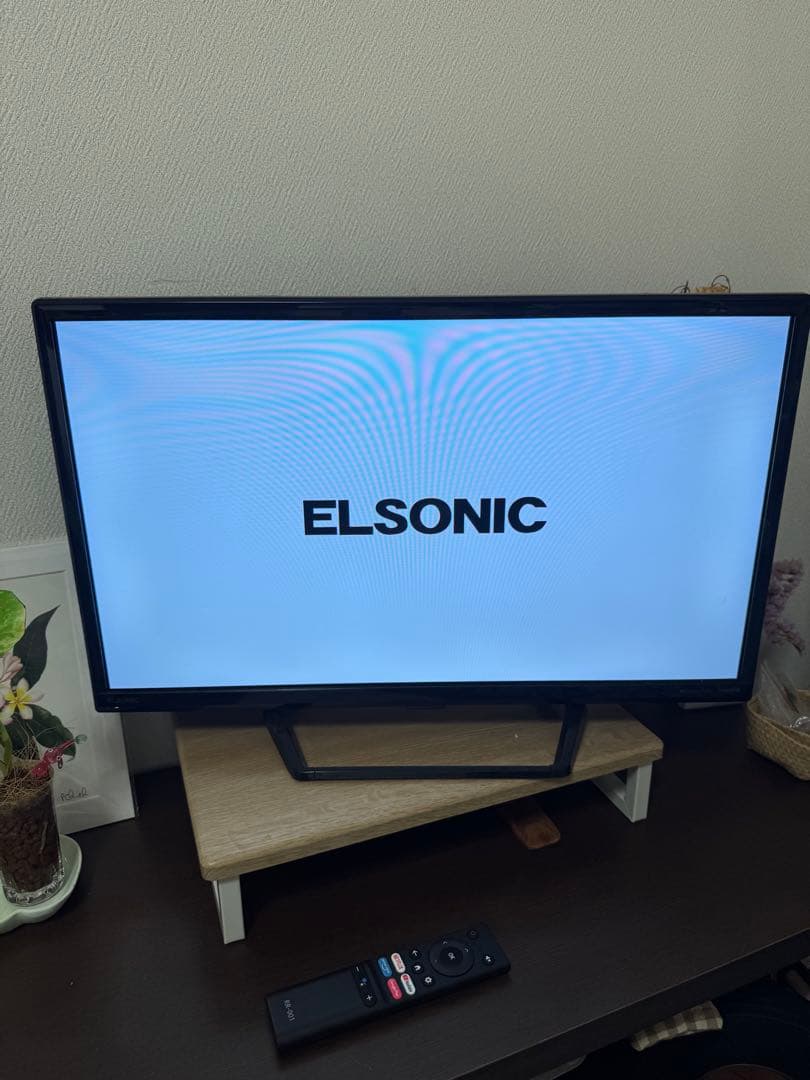 ELSONIC 24V型 チューナーレステレビ ESD-24HD