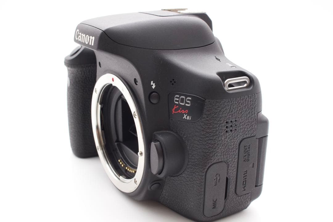 美品✨Canon EOS Kiss X8i 標準レンズキット　Wi-Fi機能