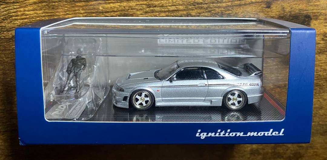 Nismo R33 GT-R 400R シルバー 1:64 - メルカリ