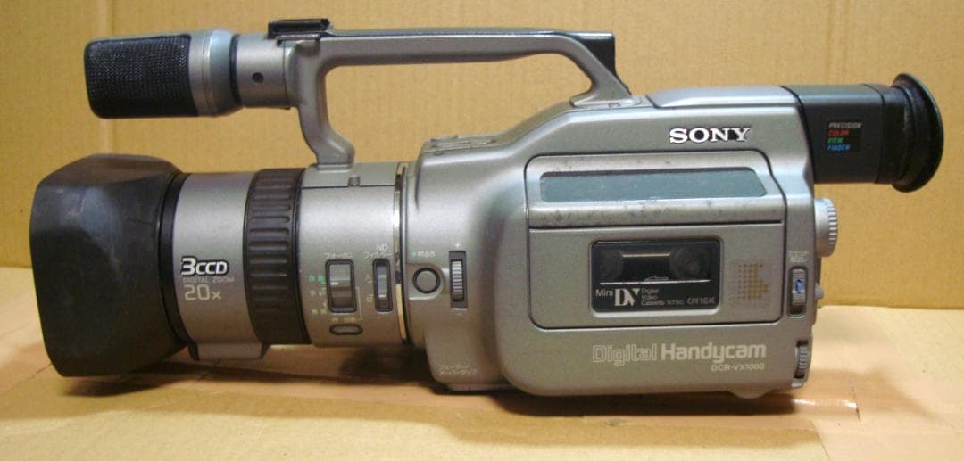 SONY DCR-VX1000 ジャンク5 Sony DCR-VX1000 Digital Handycam Video Camera MiniDV Color Silver