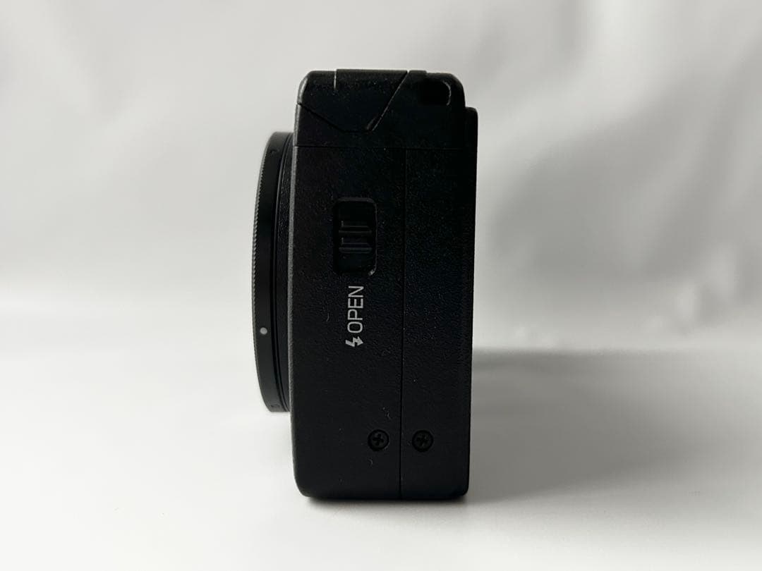 【完全動作品】美品 RICOH GR digital IV コンデジ ブラック