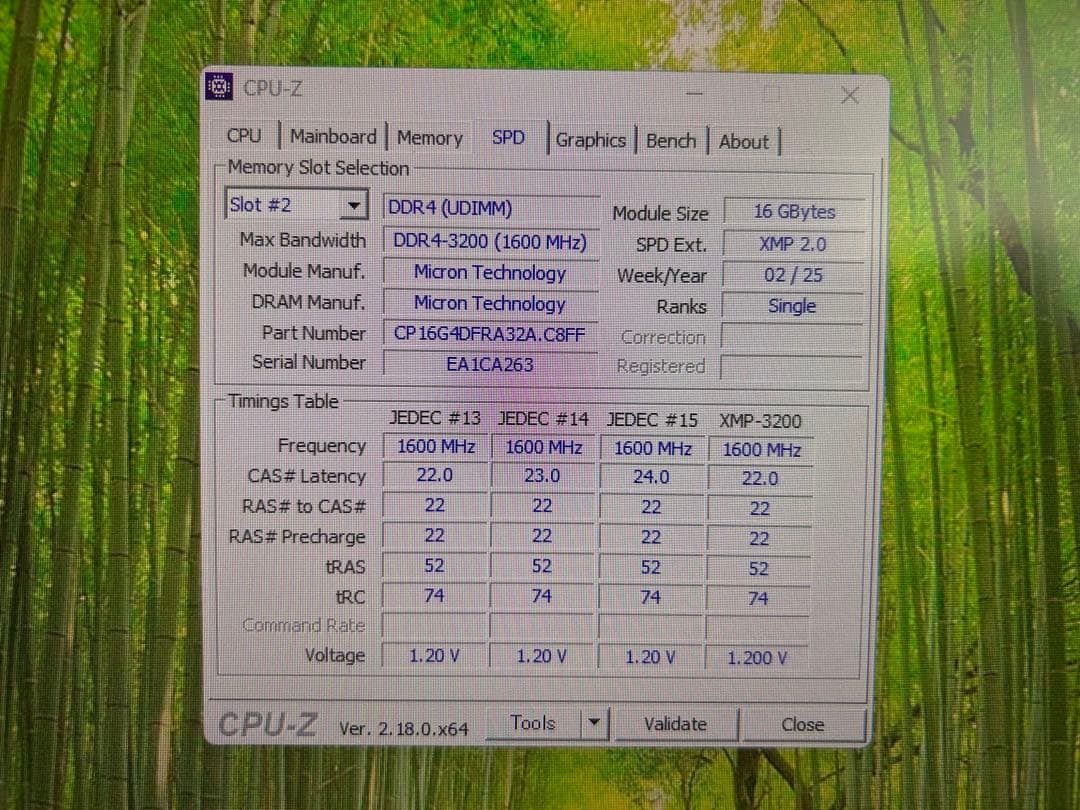 CRUCIAL DDR4-3200 32GB (16GB 2枚組) メモリ