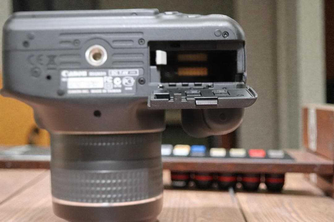 Canon キャノン EOS Kiss X5 1800万画素 おまけレンズ付