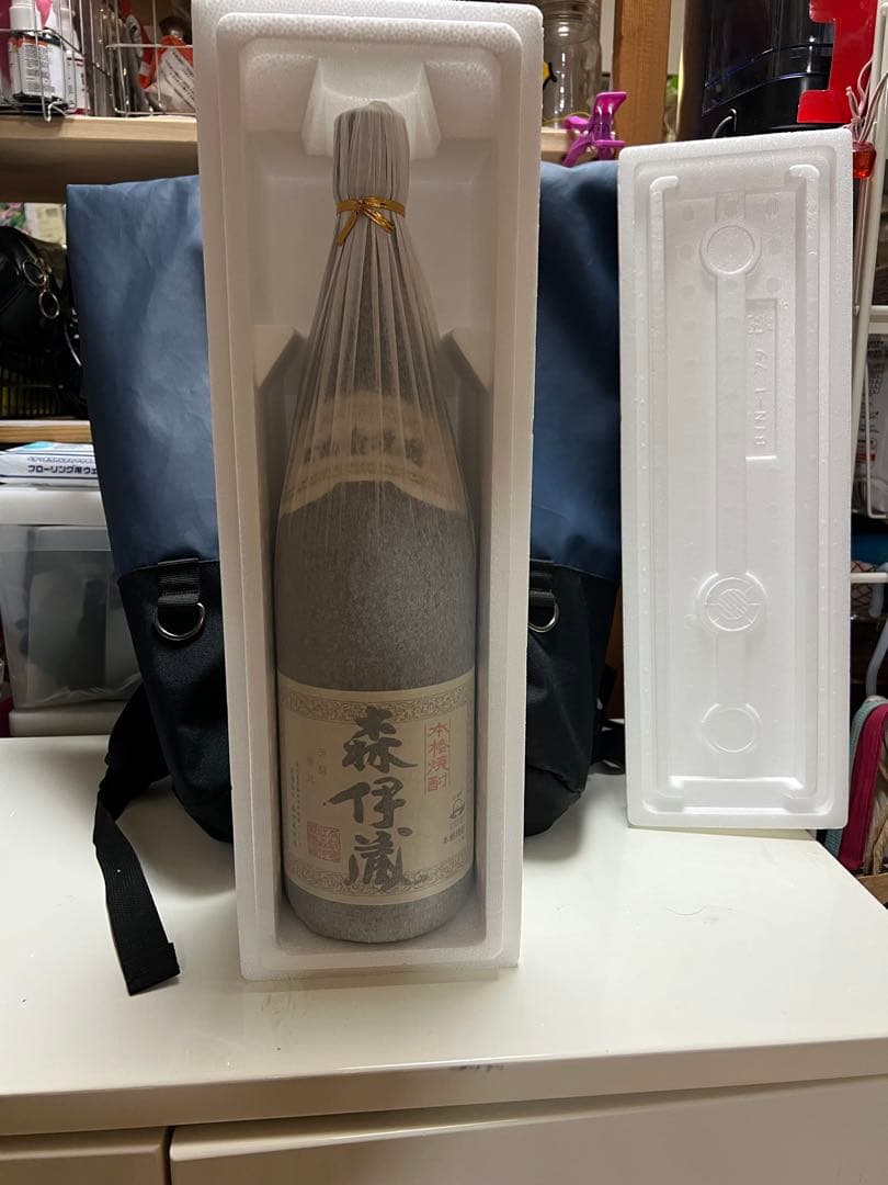 森伊蔵 焼酎 専用発泡スチロール箱入り 極上 森伊蔵 720ml 極上の一滴 森伊蔵酒造 芋焼酎 箱付き 25度 東京