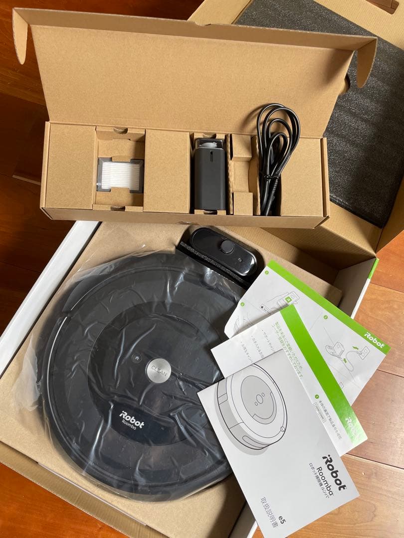iRobot ロボットクリーナー ルンバ e5 E515060 Amazon | ルンバ e5 | アイロボット(IRobot) | ロボット型クリーナー 通販