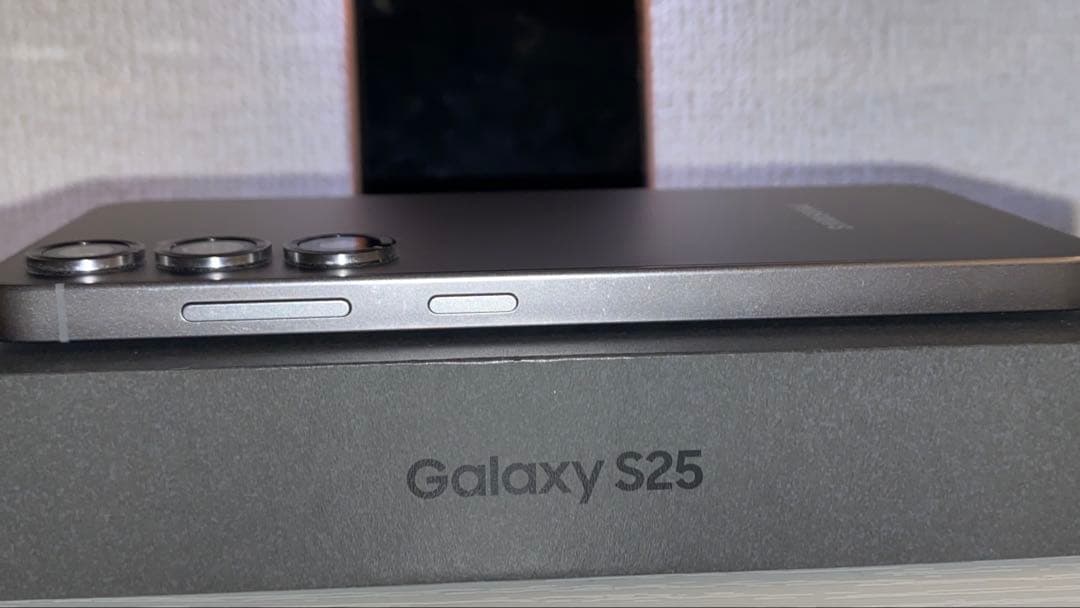 Galaxy S25 256GB SIMフリー シルバーシャドウ 本体