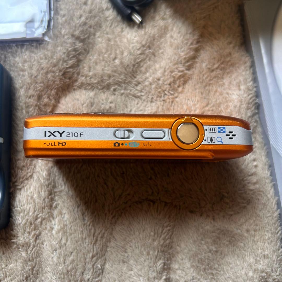 Canon IXY 210F コンパクトデジタルカメラ